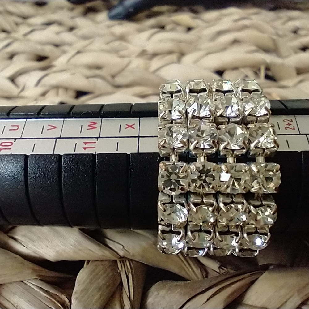 Crystal stretch ring - Picture 10 of 12